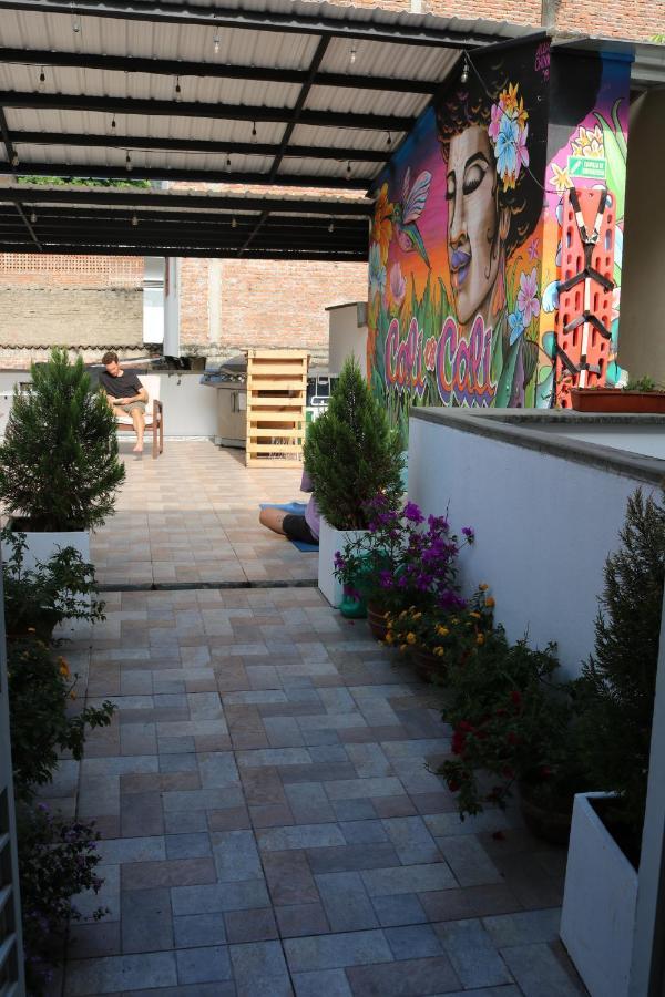 Oasis Cali Hostel Extérieur photo