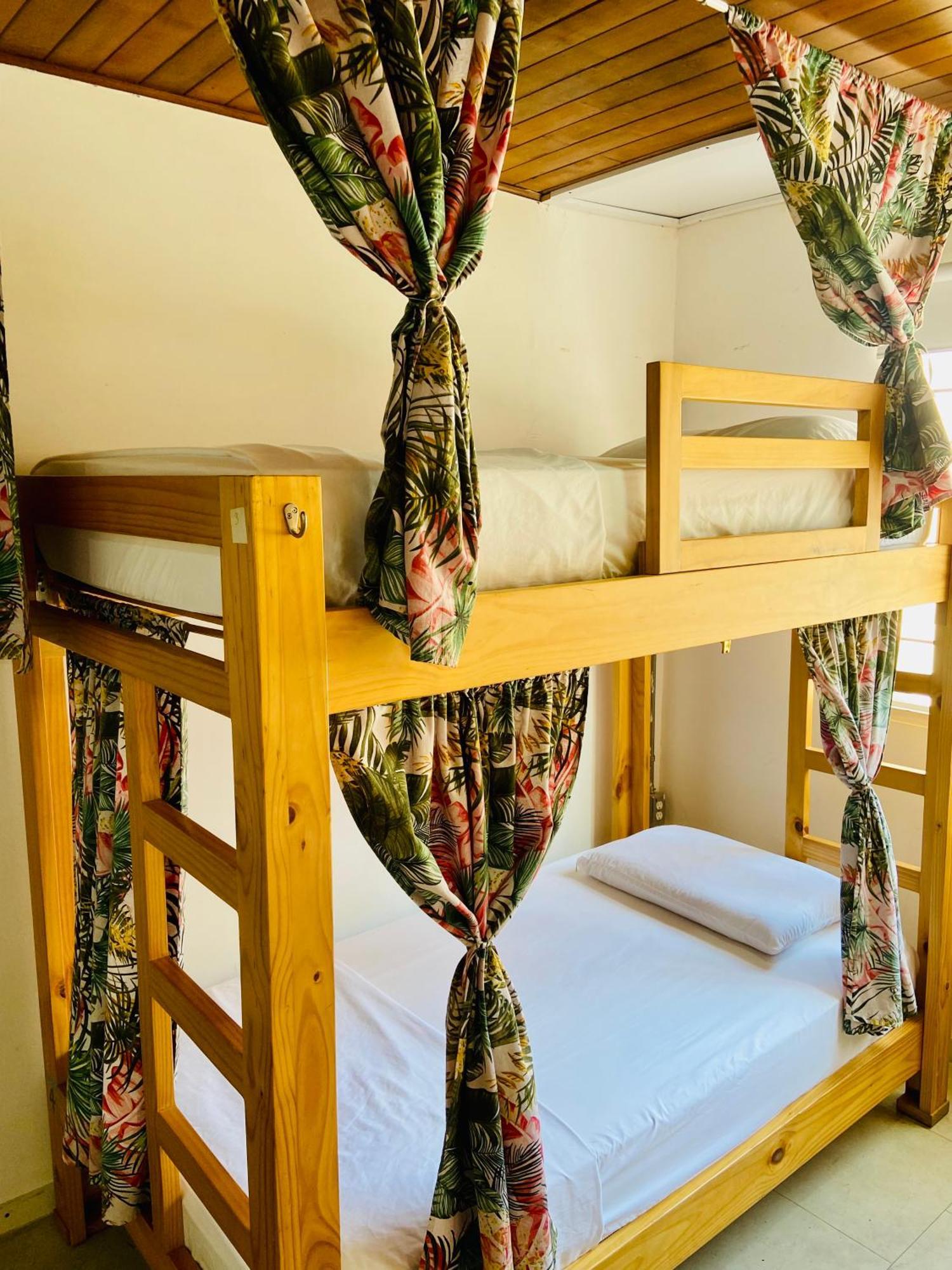 Oasis Cali Hostel Extérieur photo